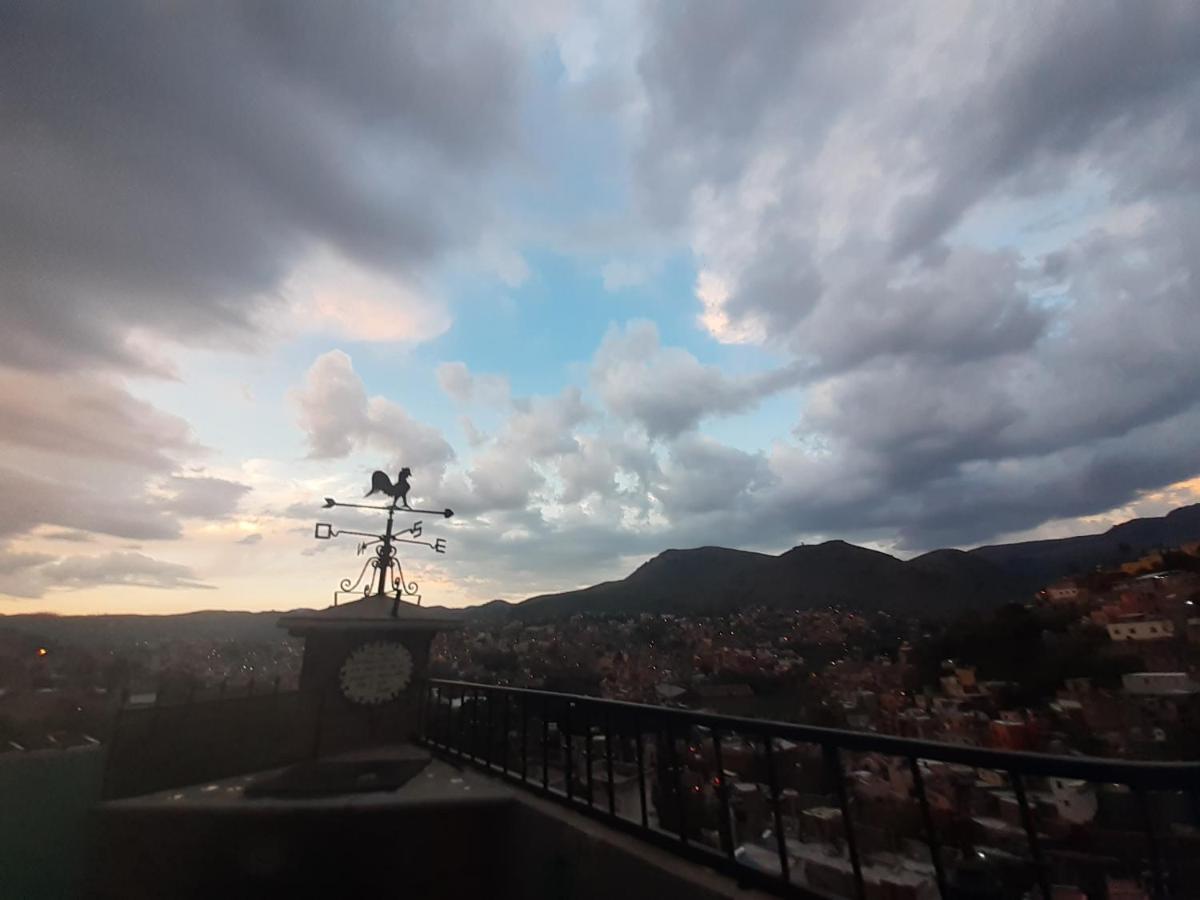 Hostal Casa De Dante Guanajuato Luaran gambar